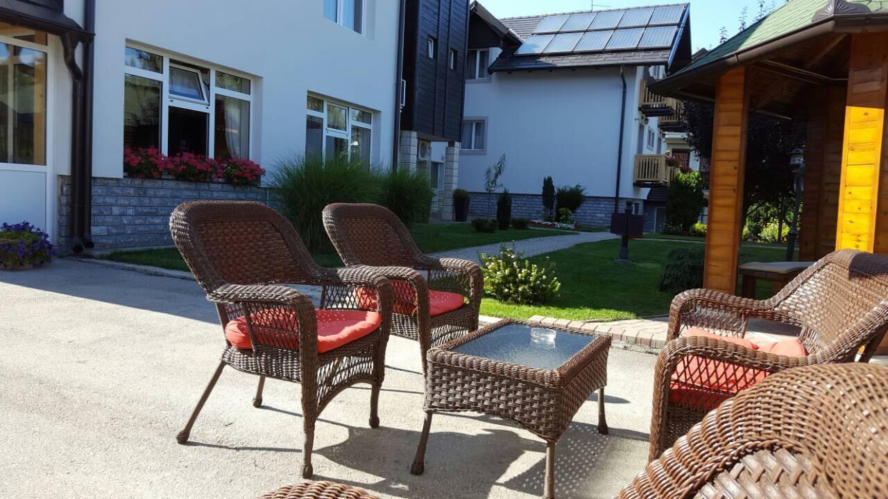 זלאטיבור Guest House Vila Zunic מראה חיצוני תמונה